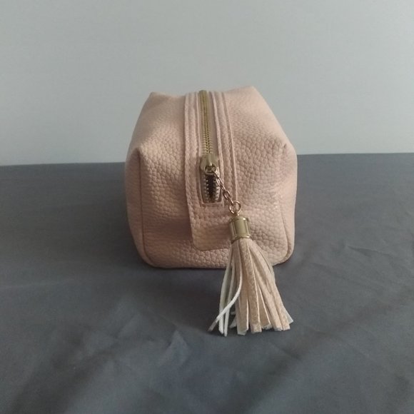 Makeup Bag - Picture 2 of 3